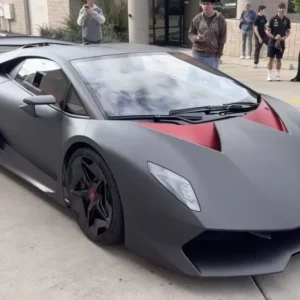 Lamborghini Sesto Elemento
